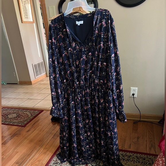 Long sleeves floral maxi dress - Picture 1 of 7